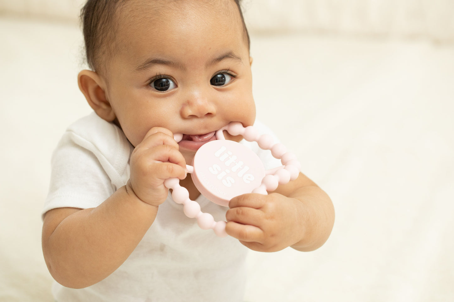 Little Sis Happy Teether
